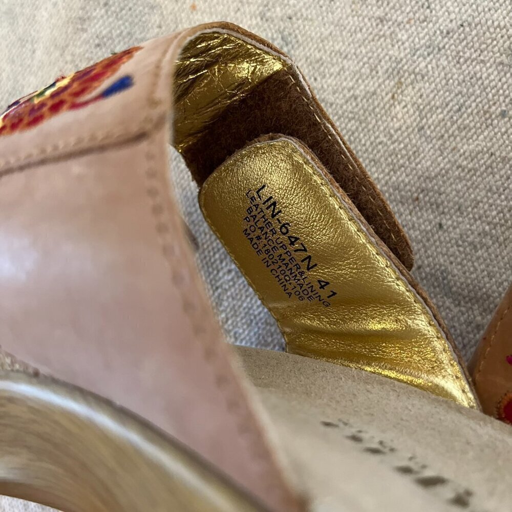 Alegria Woman's Linn Embroidered Bohemia Hippie Wedge Sandals Sz 10.5-11 - Picture 9 of 9